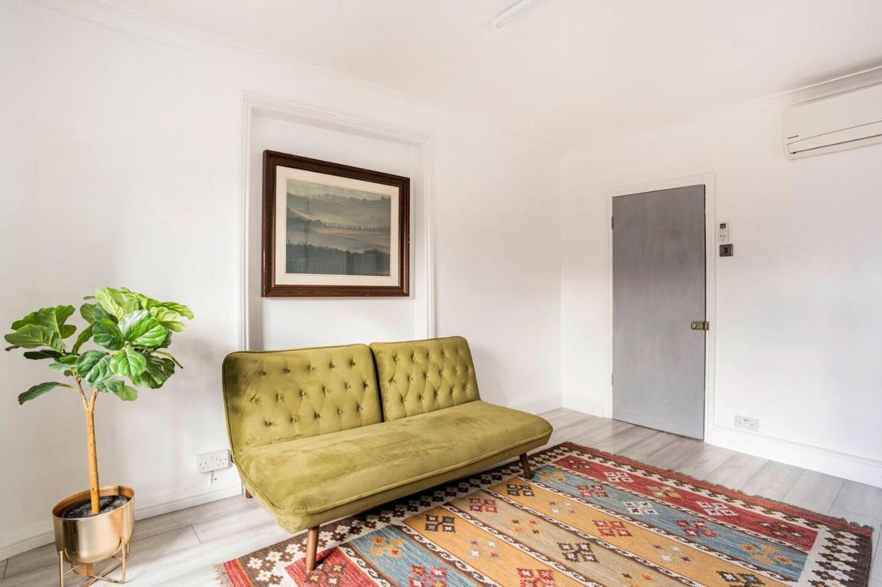 Victorian Style Apartment W/ Four-Poster Bed In Camden Town Londyn Zewnętrze zdjęcie